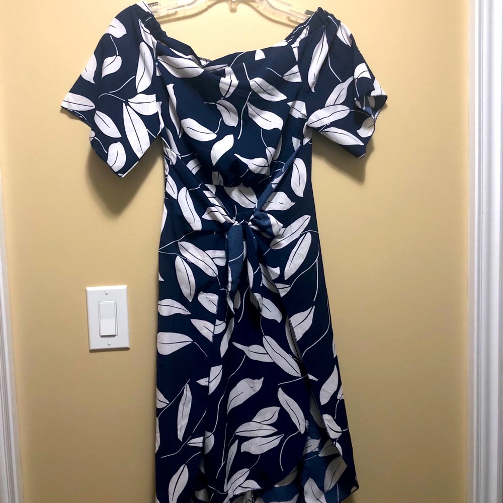 Never worn dress-navy
